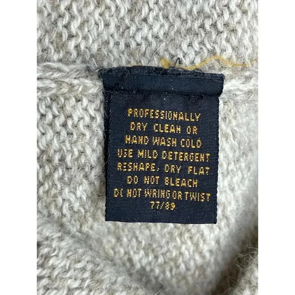 Eddie Bauer women’s Wool country Floral knit crewneck sweater wool blend size M - Picture 5 of 9